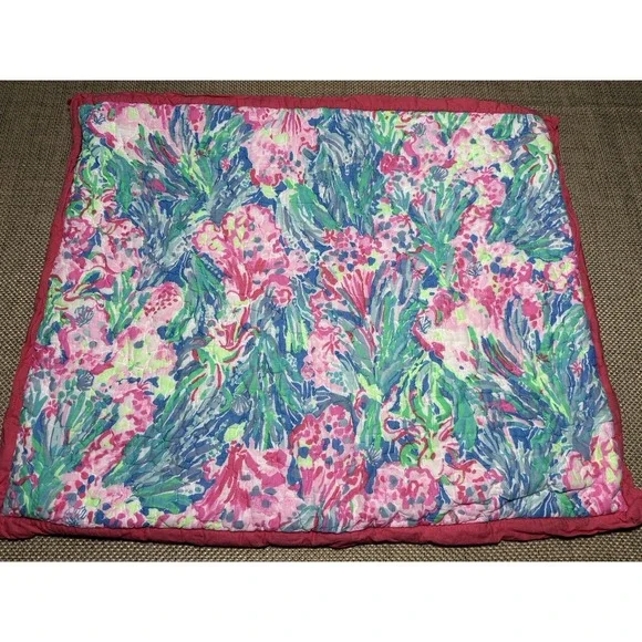 Pottery Barn Lilly Pulitzer Sham Fan Sea Pants Reversible Cotton Quilted Std - Picture 9 of 12